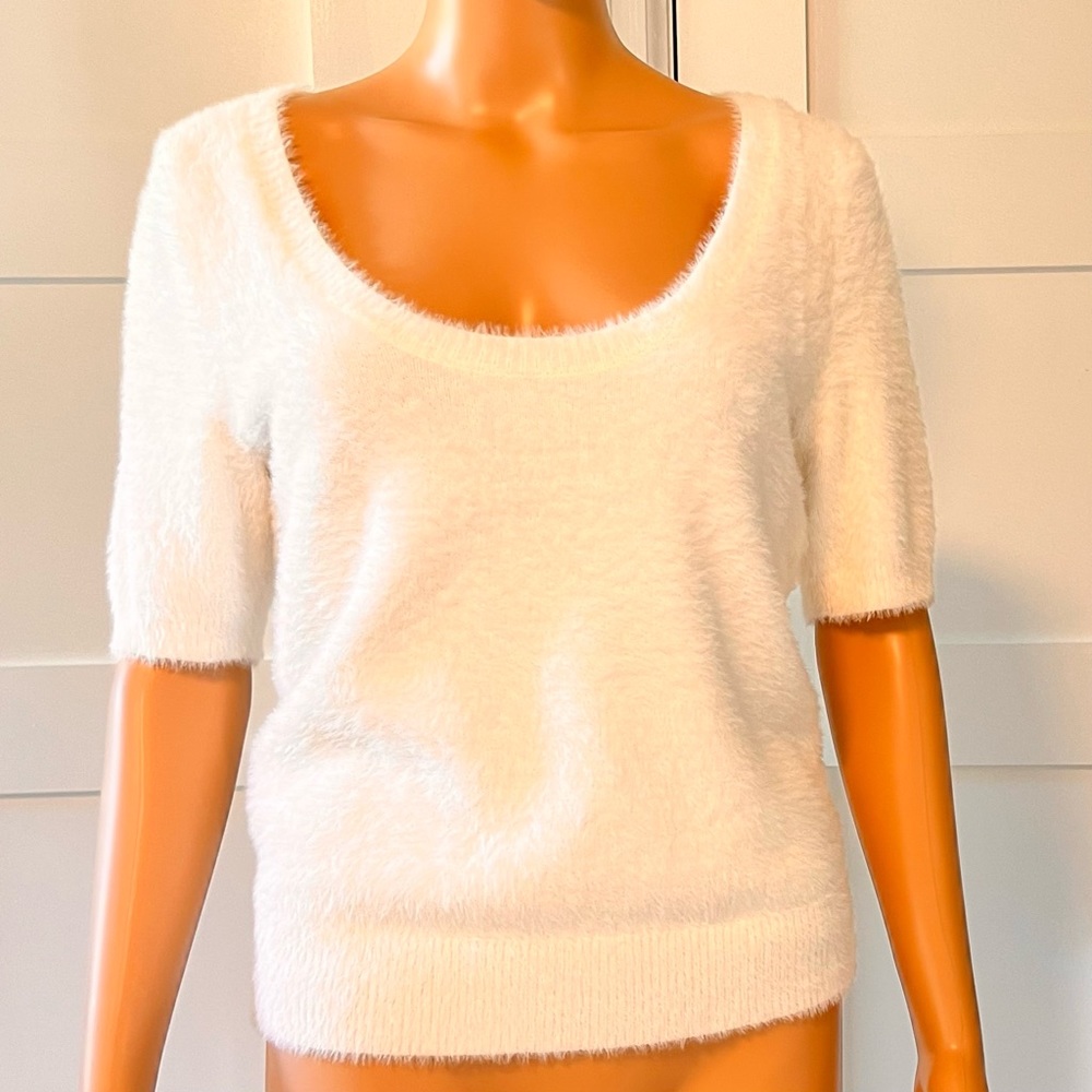 Winter white …ANTHROPOLOGY..Maeve knit T shirt! New ..Super for any occasion